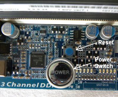 GIGABYTE X58 A-UD5 - onboard buttons