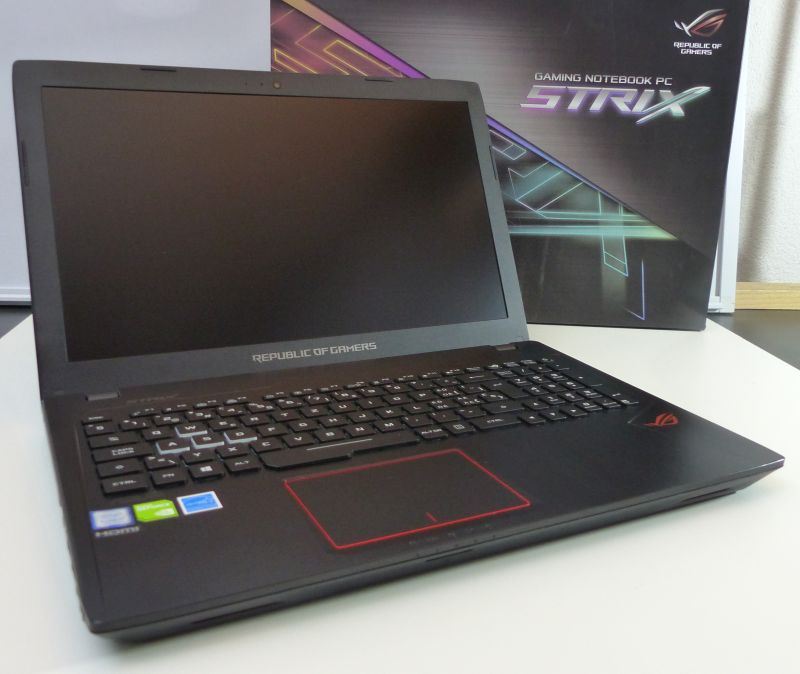 ASUS ROG Strix GL553VD Gaming Notebook