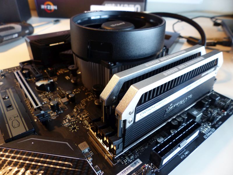 Geeks3D AMD Ryzen 7 1700 test bench