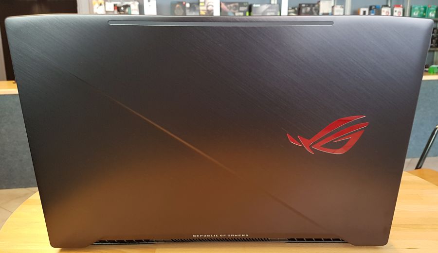ASUS ROG Strix GL703G SCAR Edition Gaming Notebook