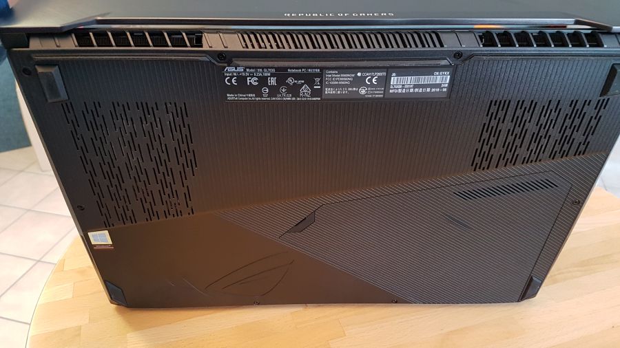 ASUS ROG Strix GL703G SCAR Edition Gaming Notebook