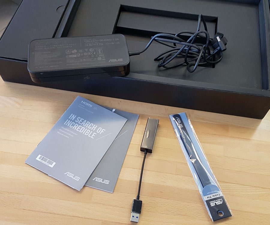 ASUS ZenBook Pro UX580G - Notebook with ScreenPad