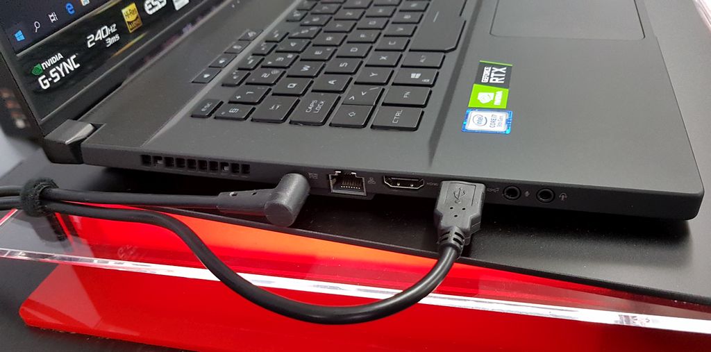 ASUS ROG Zephyrus S GX502GW Gaming Notebook