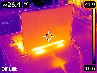 ASUS ROG Zephyrus S GX502GW + FurMark stress test - Thermal imaging