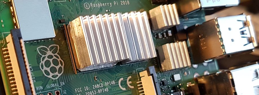 Tested) Raspberry Pi 3 vs Raspberry Pi 2: CPU and GPU Benchmarks (+ Burn-in  Test)