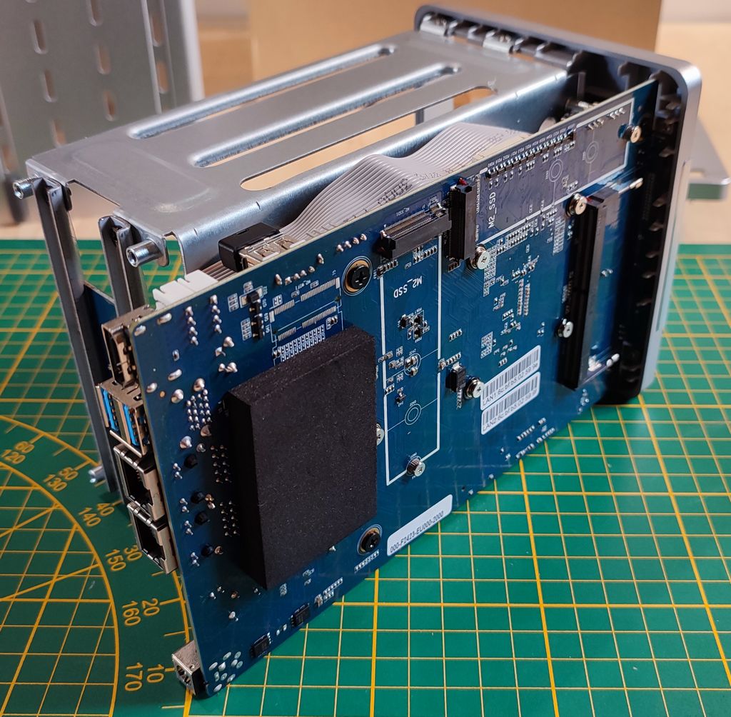 TerraMaster F2-423 NAS