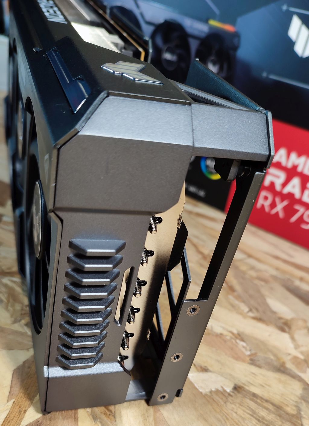 ASUS TUF Radeon RX 7900 XT OC 20GB Review - the graphics card